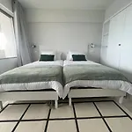 Апартаменты Floor Avenida Arriaga 802 Фуншал