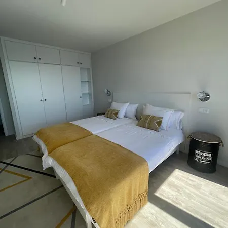 Floor Avenida Arriaga 802 フンシャル