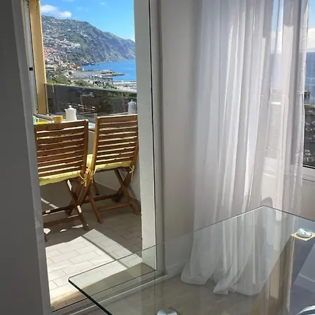 Floor Avenida Arriaga 802 * フンシャル